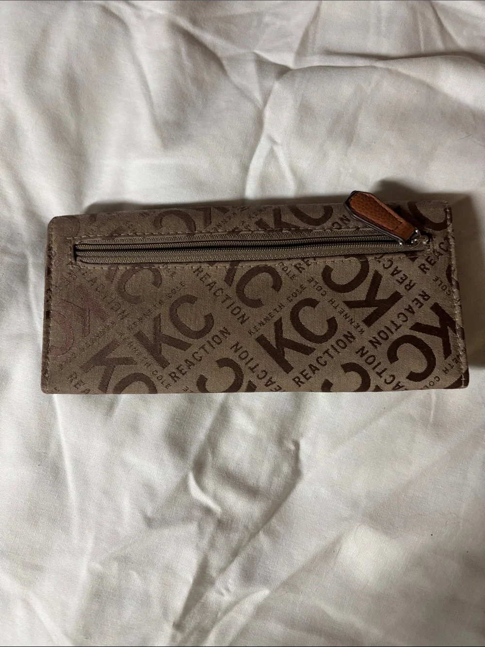 Kenneth Cole Reaction Brown Monogram Continental Wallet with Cognac Flap